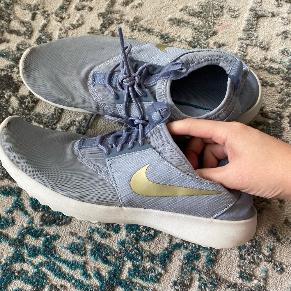 Nike mesh shoes